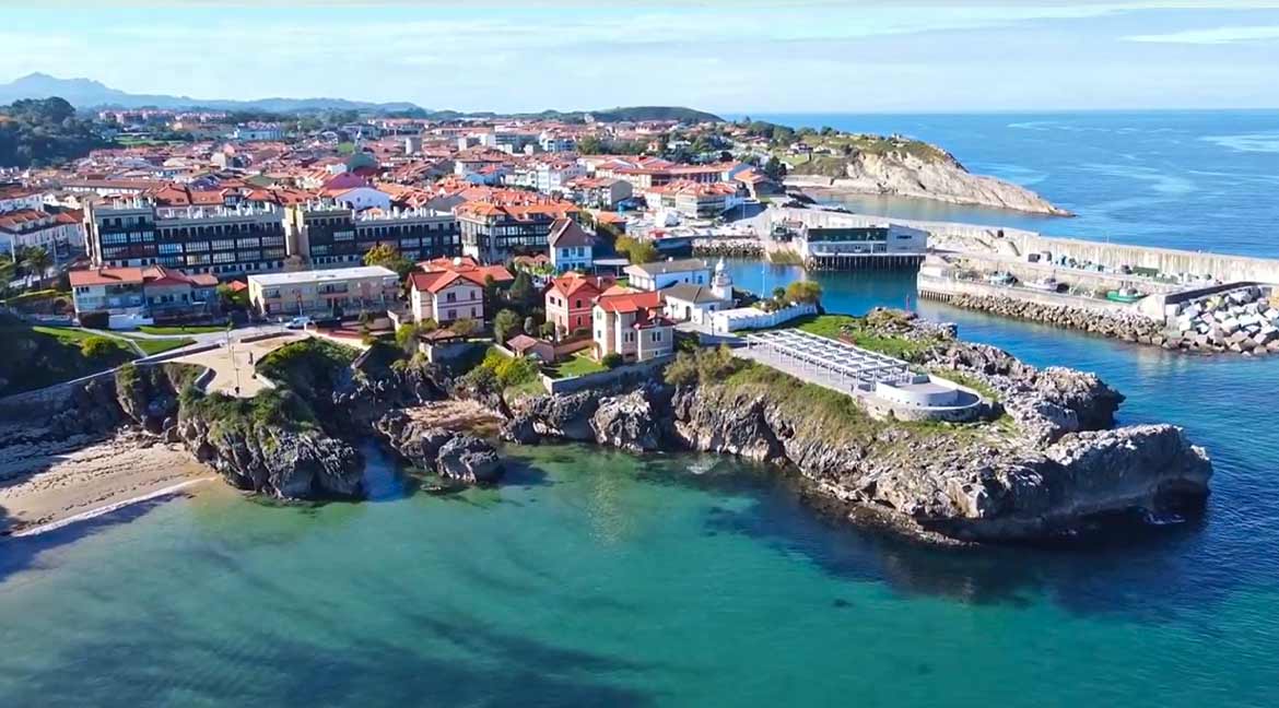 Vista aérea de Llanes